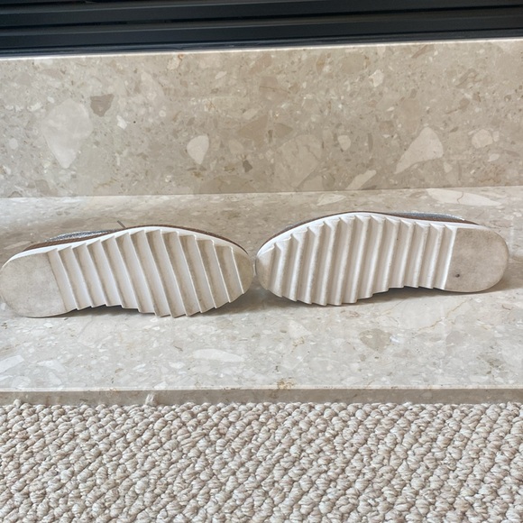 Silver metallic lace up platform loafers - Picture 5 of 5